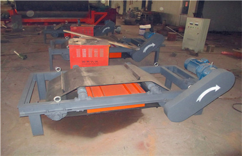 輸送帶強(qiáng)磁除鐵器，遼寧輸送帶強(qiáng)磁除鐵器_內(nèi)部磁塊安裝方法_遼寧輸送帶強(qiáng)磁除鐵器示意圖定制供應(yīng)型號(hào)價(jià)格