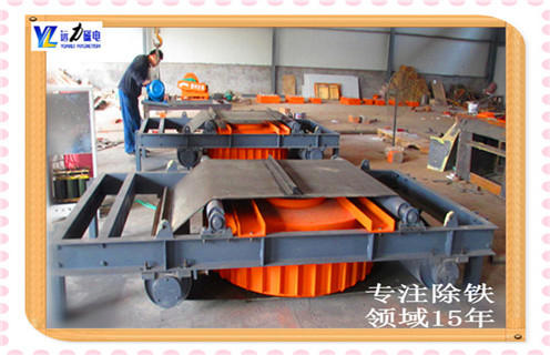 輸送帶除鐵器，河南輸送帶除鐵器安裝_內(nèi)部構(gòu)造_河南輸送帶除鐵器安裝規(guī)格訂制哪家好_使用方法