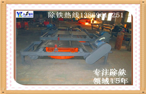 自卸帶式電磁除鐵器，黑龍江自卸帶式電磁除鐵器_規(guī)格型號_黑龍江自卸帶式電磁除鐵器適用范圍的工作原理